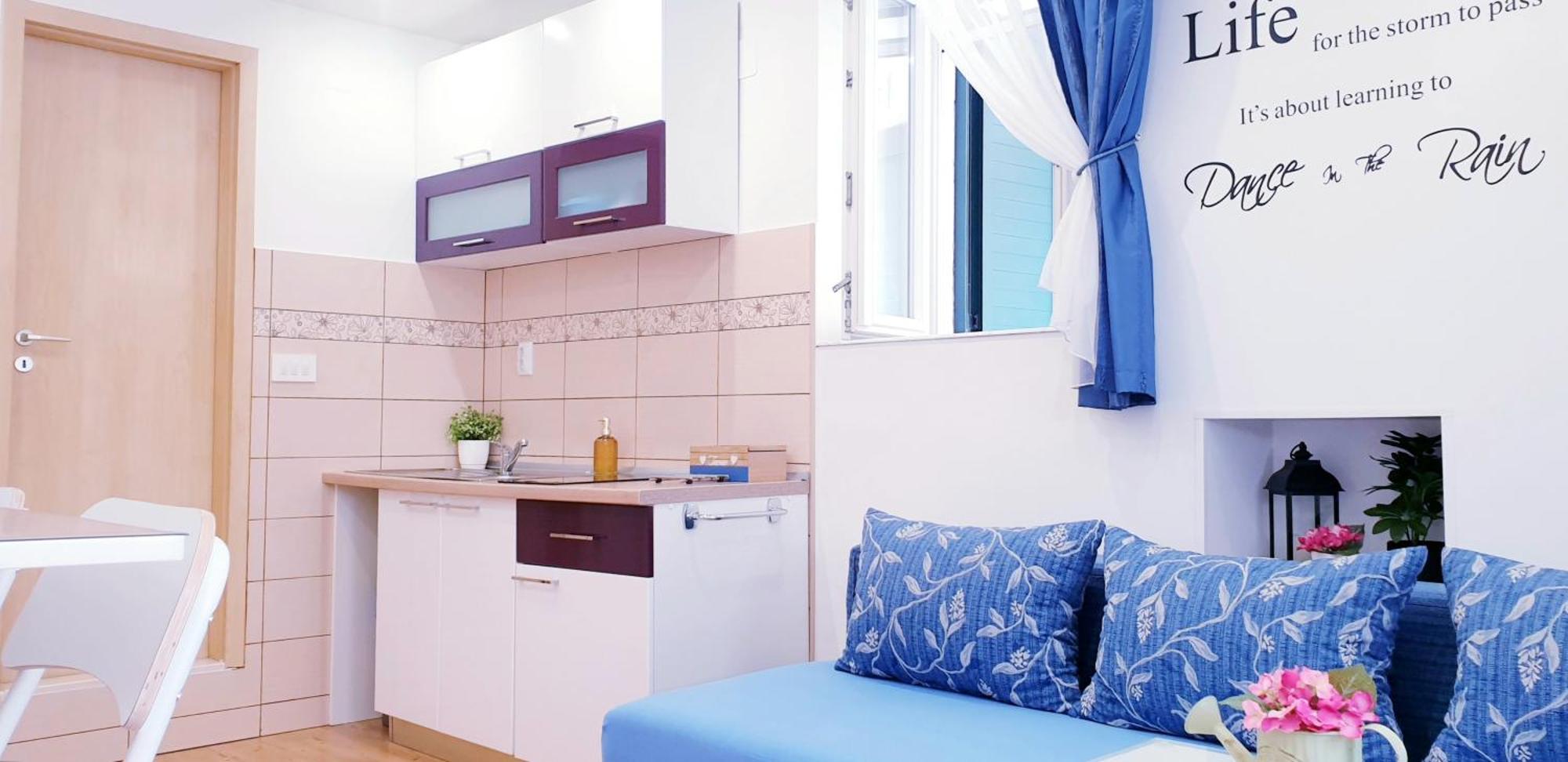 Apartments Sandra In The Historical Center Of The City ซูเปตาร์ ภายนอก รูปภาพ
